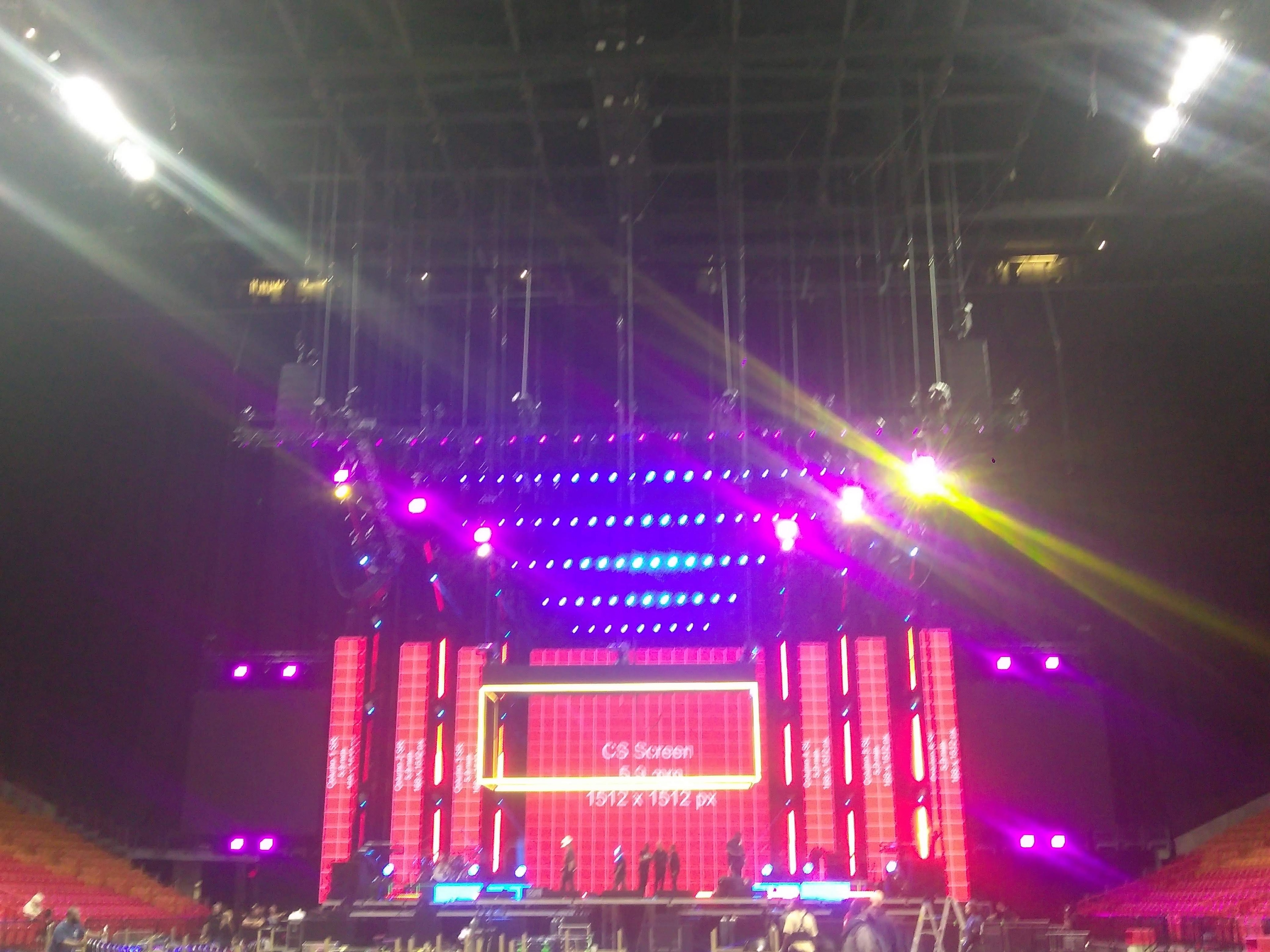 LED Wall Design — Arena Tour